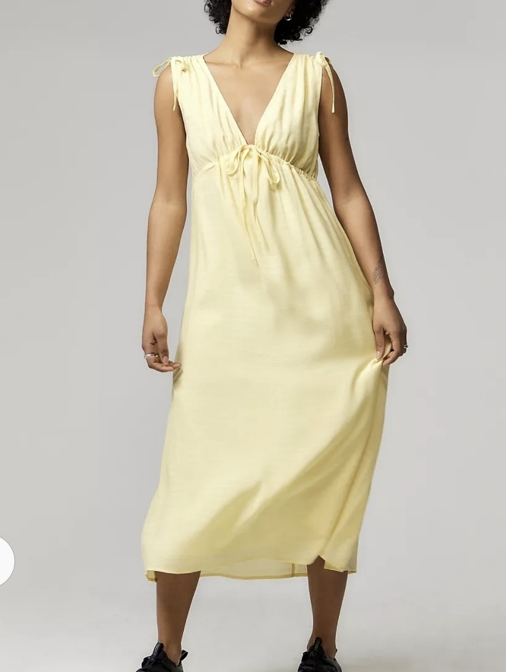 Hosbjerg Light Yellow V-Neck Midi Dress with Tie Shoulders Size XS